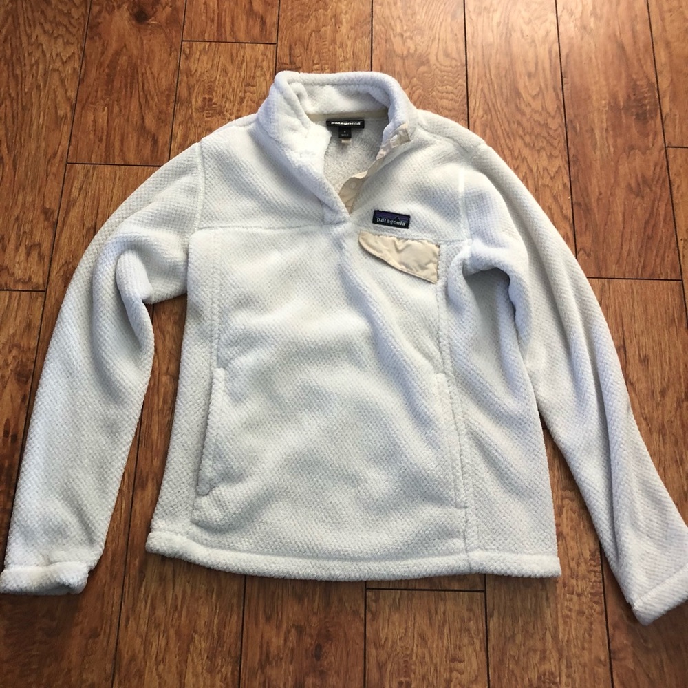 White Patagonia Retool Snap Fleece (Small)